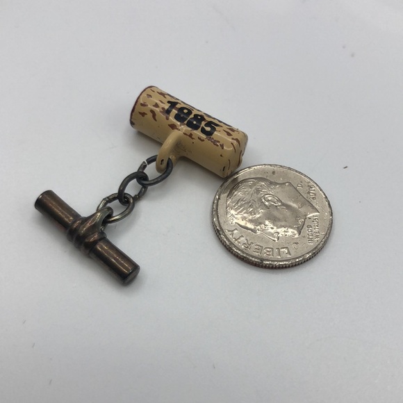 Magnificent Mouchoirs Cufflinks Chateau 1985 Unisex - Picture 6 of 13